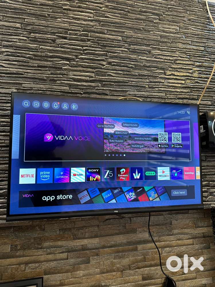 Vu Premium 32UA 32 inch Smart LED TV