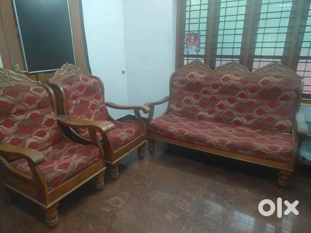 Teak Wood Sofa Set – 3+1+1 Seater with Cushions – Premium Quality