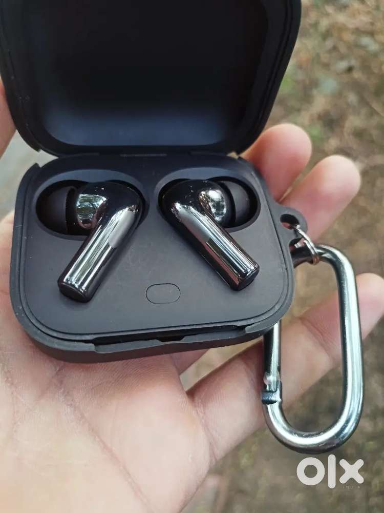OnePlus buds 3 earbuds latest