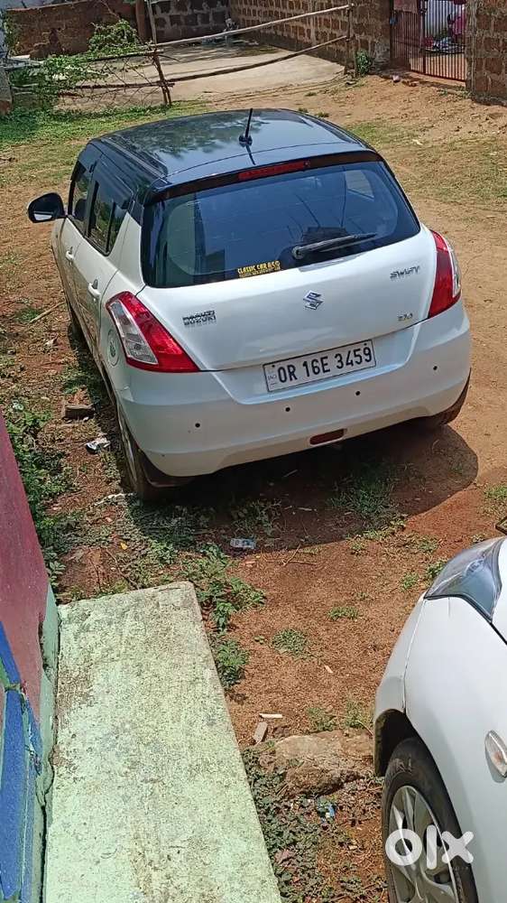 Swift zxi Top model well maintained
