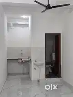 Single Room with clean and Decipline .