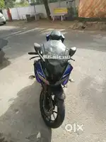 YAMAHA R15 ABS