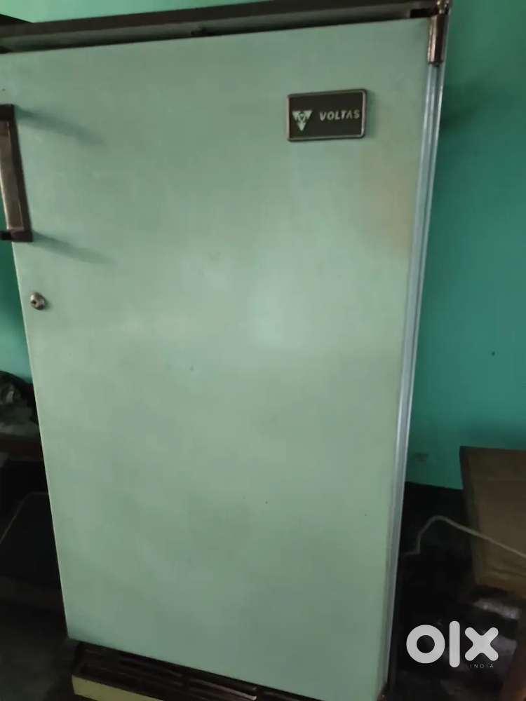 Voltas Fridge