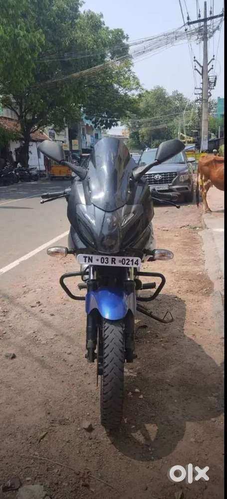 Bajaj Pulsar bike 220 - 2015