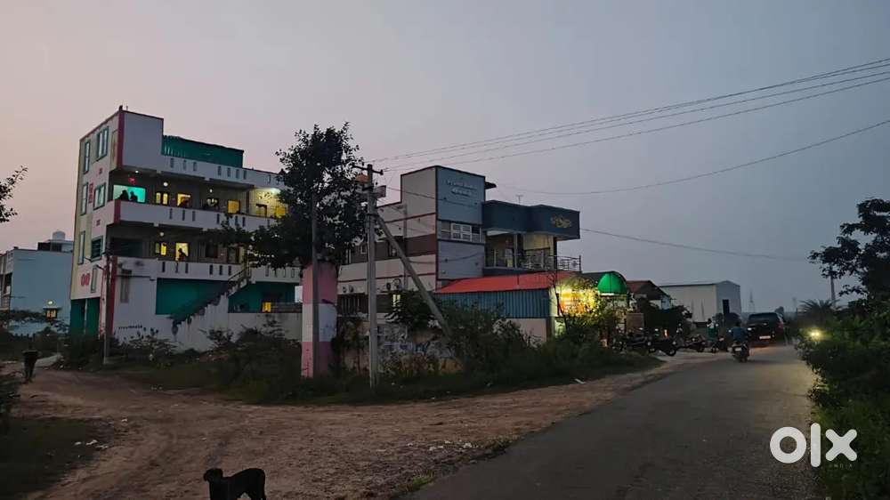 Few feet away from Bangalore highway near sunguvarchaitram