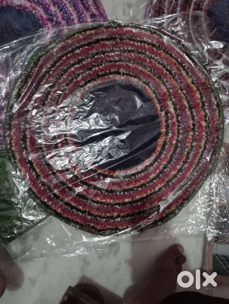 Sales man and sale girl