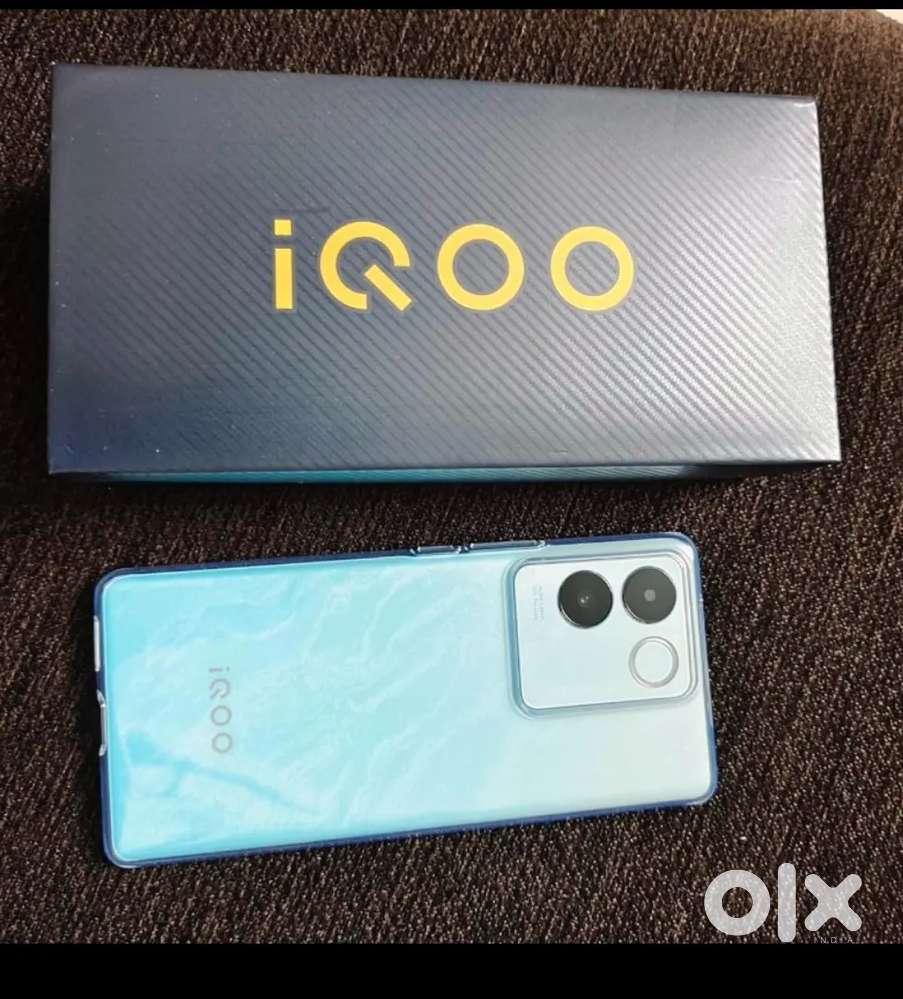 IQOO Z7 PRO 5G UNUSED NEW CONDITION WITH BILL BOX