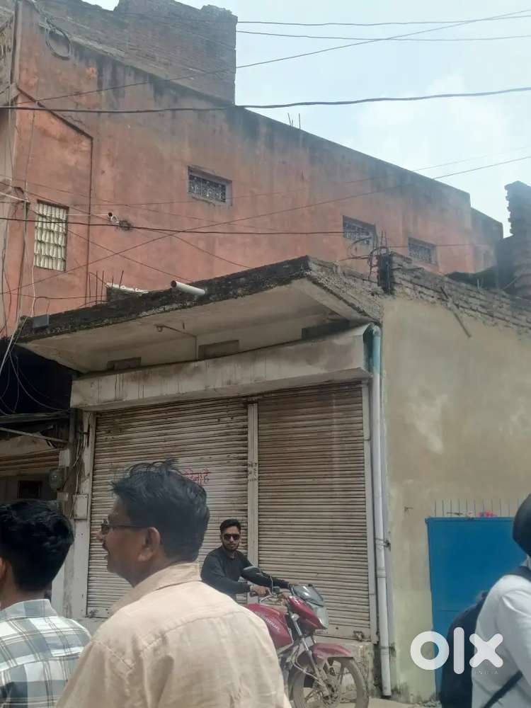 Shop beside of mani mandir ,