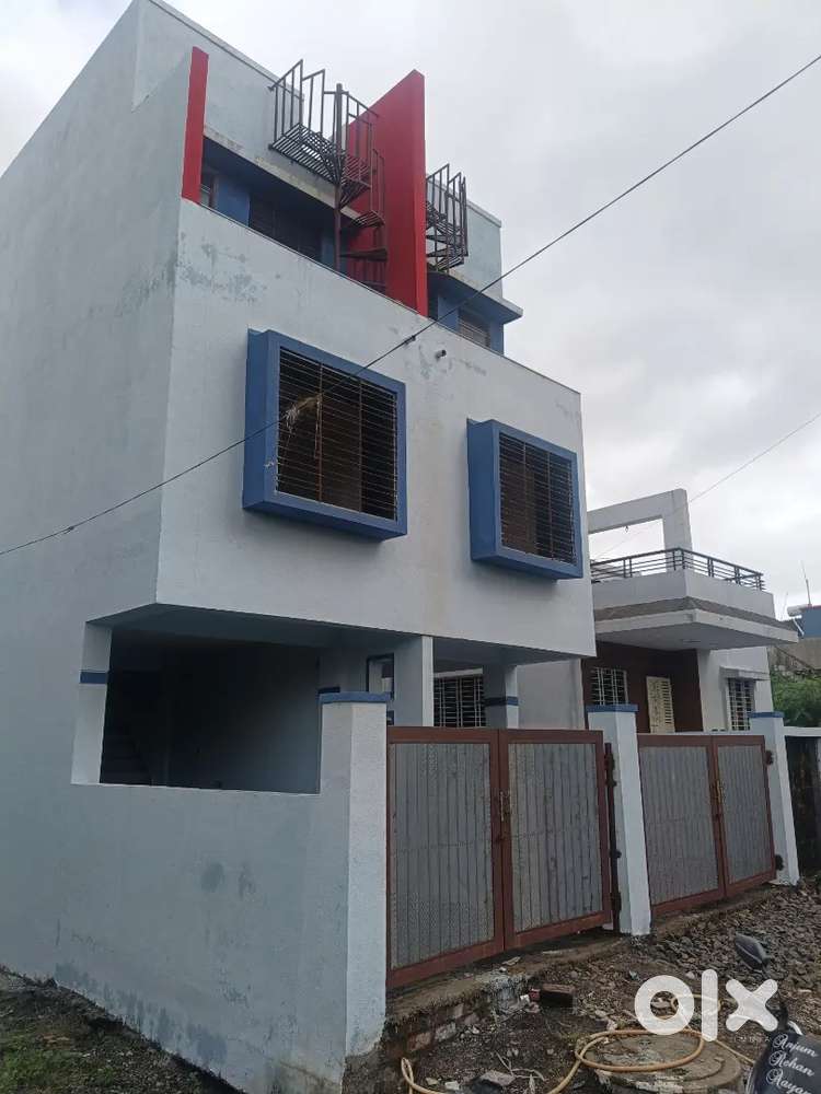 Vrindavan Row House