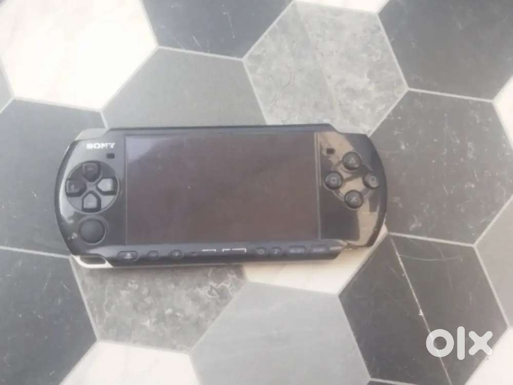 Sony psp 3004 with original charger and battery