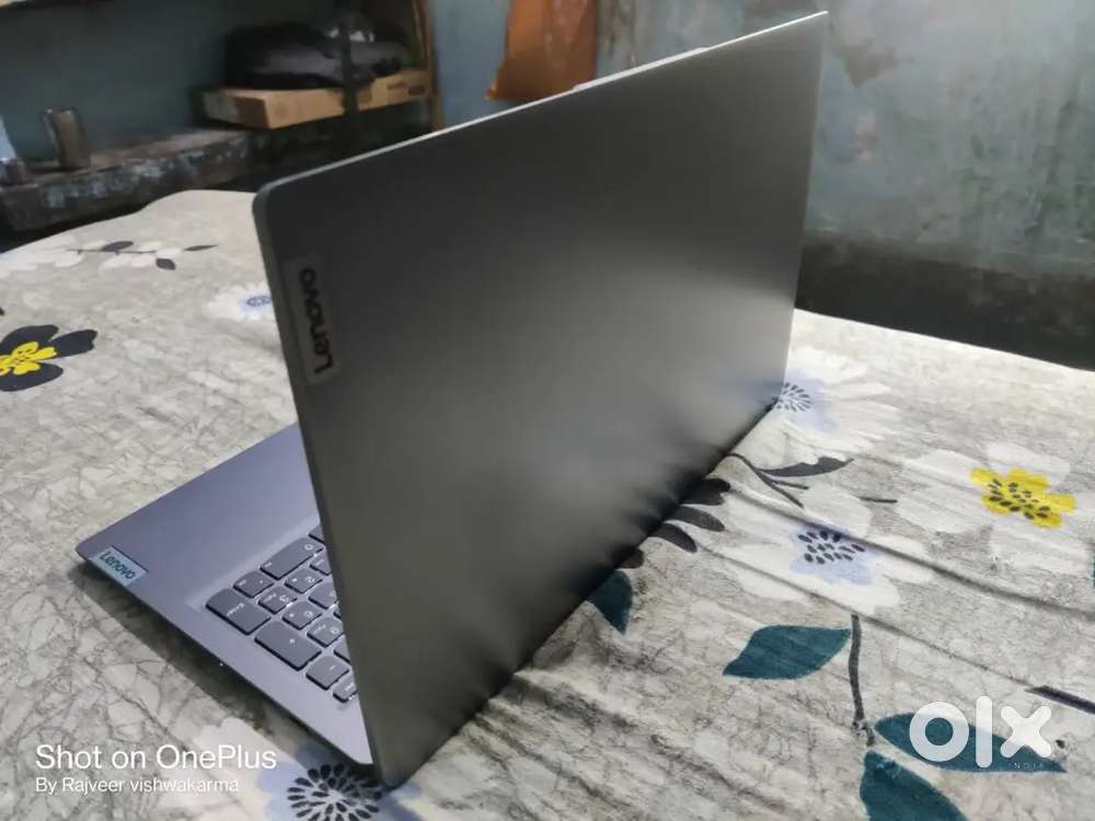 Lenovo IdeaPad slim3i i3 12gen 512ssd 8gb ram