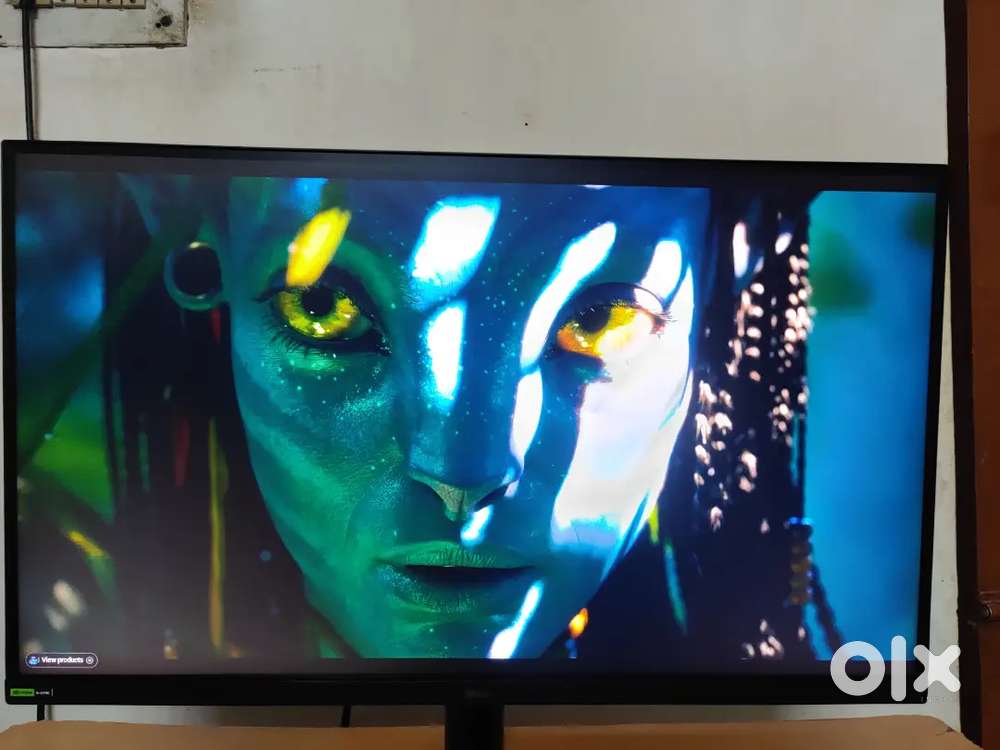 1.3 yrs old 27 LG Ultragear QHD monitor with almost 2 yrs warranty