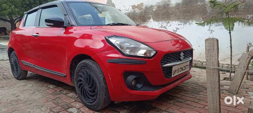 Good condition swift vxi petrol CNG