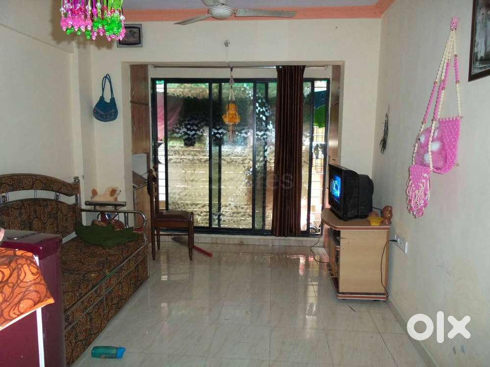 1Bhk Flat For Rent With Lift Rs.5000 Near Lowjee Rly.Station .khapoli