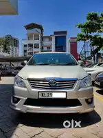 Toyota Innova [2013-2016] 2.5 V Diesel 7 STR, 2013, Diesel