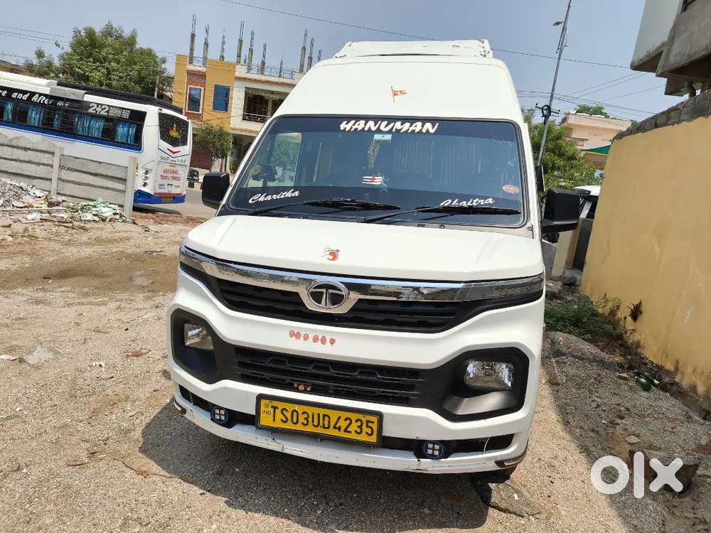 Tata Winger 2023 Model AC 9 Seater