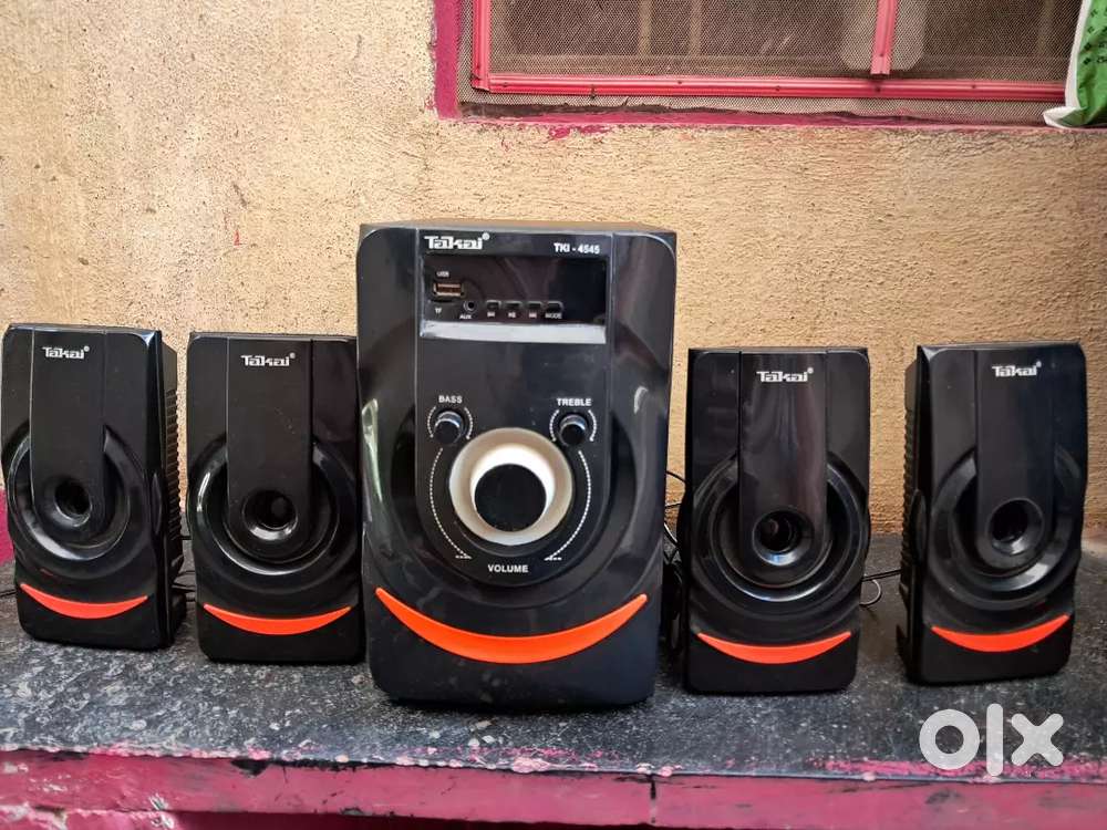 Takai home theatre with 4 speekar box