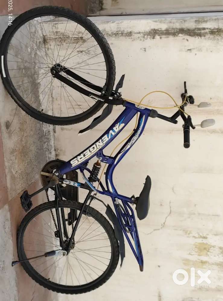RAINBOW AVENGER Bicycle NEW CONDITION