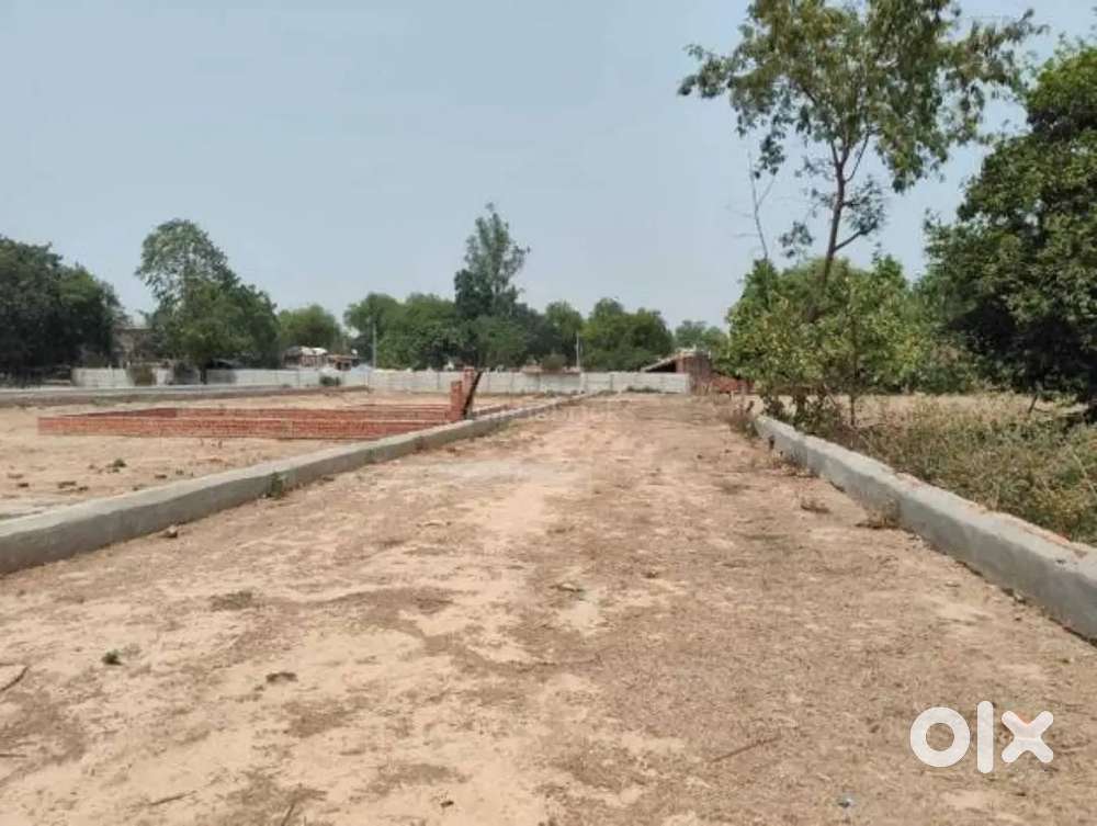 जलसा रिसॉर्ट से लगा हुआ plot लेने के लिए संपर्क करें