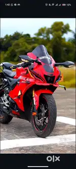 Only 900 km bike bilkul new aa new len ja rhe ho bhutt fayda hoju ga