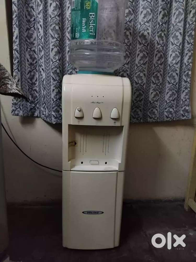Voltas water dispencer