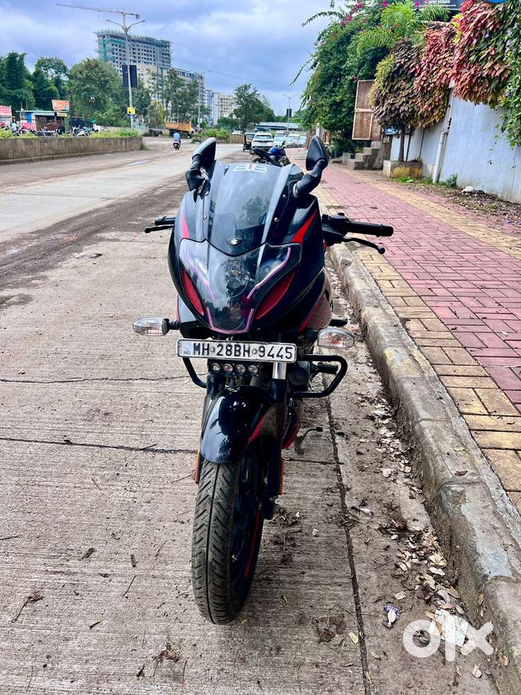 Bajaj Pulsar 150 Twin Disc Modified to Pulsar 220 – Powerful Ride”