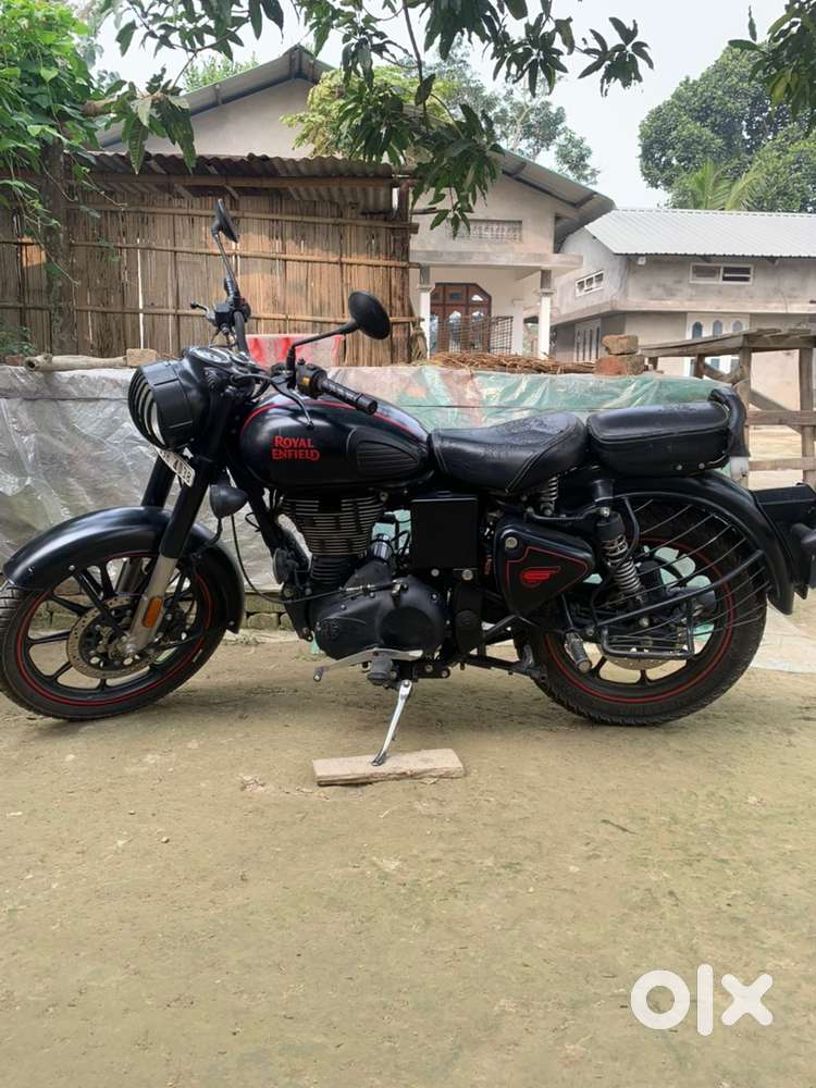 Classic 350 bs6 stealth black