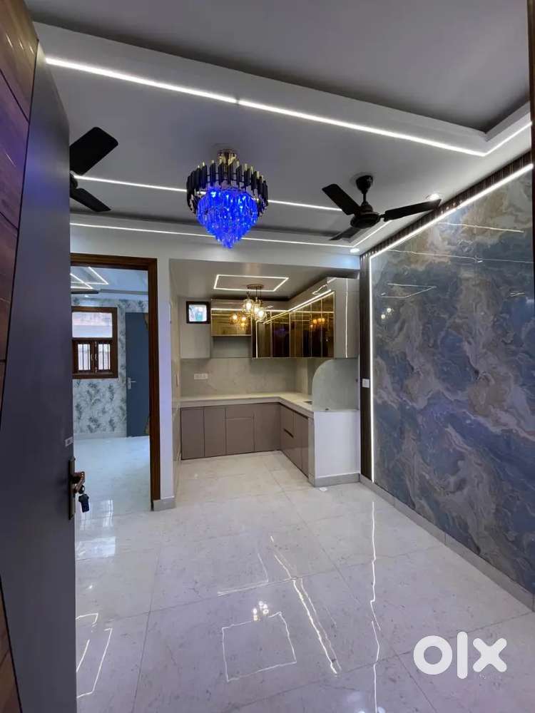 2bhk builder floor bike parking lift common roof