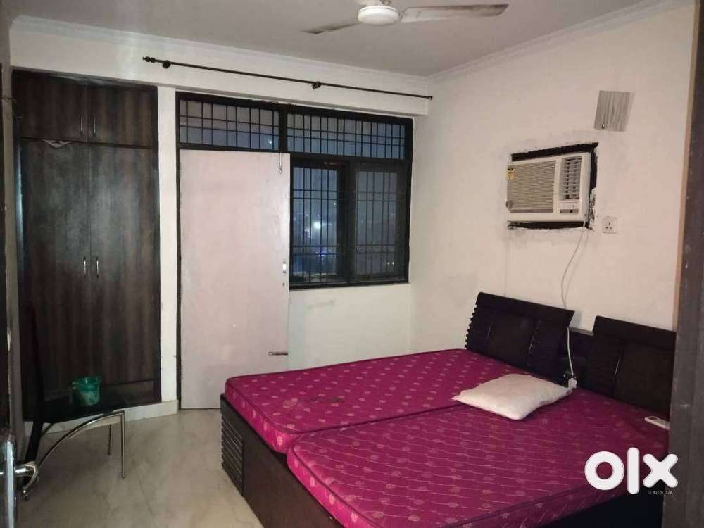 3- Bhk Semi furnished Flat for Rent in Sikandra