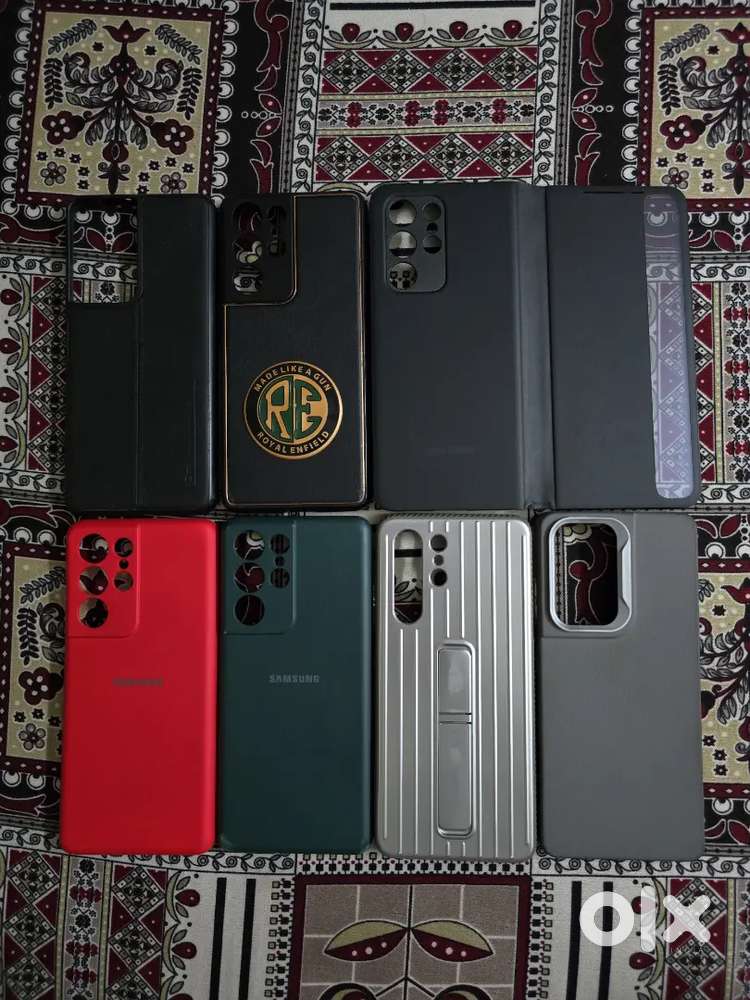 S21 ultra original samsung cases along with silicon and leather cases