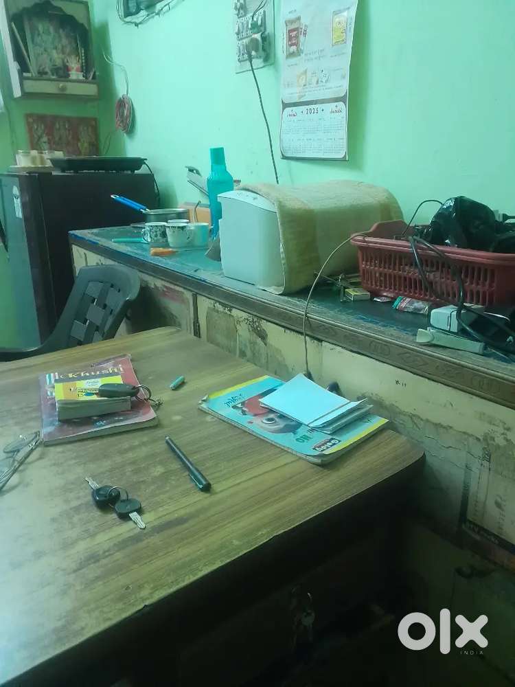 Office k liye femail staff chye