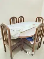 Dinning Table For Sale In Good Condition