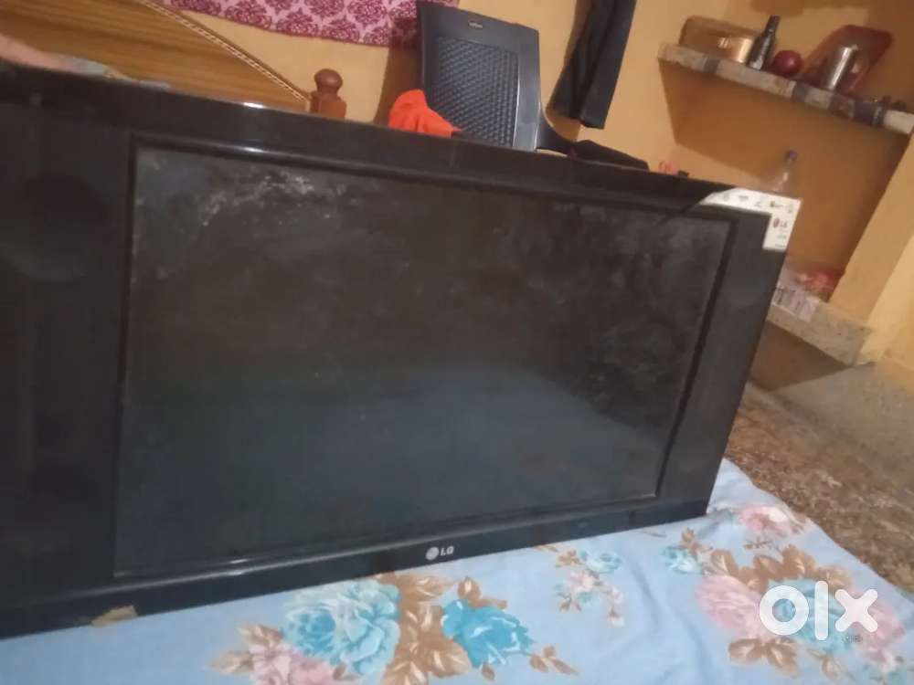 TV  LG good condition