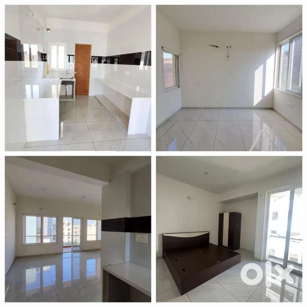3 bed luxurious flat vaishnodevi cercle near
