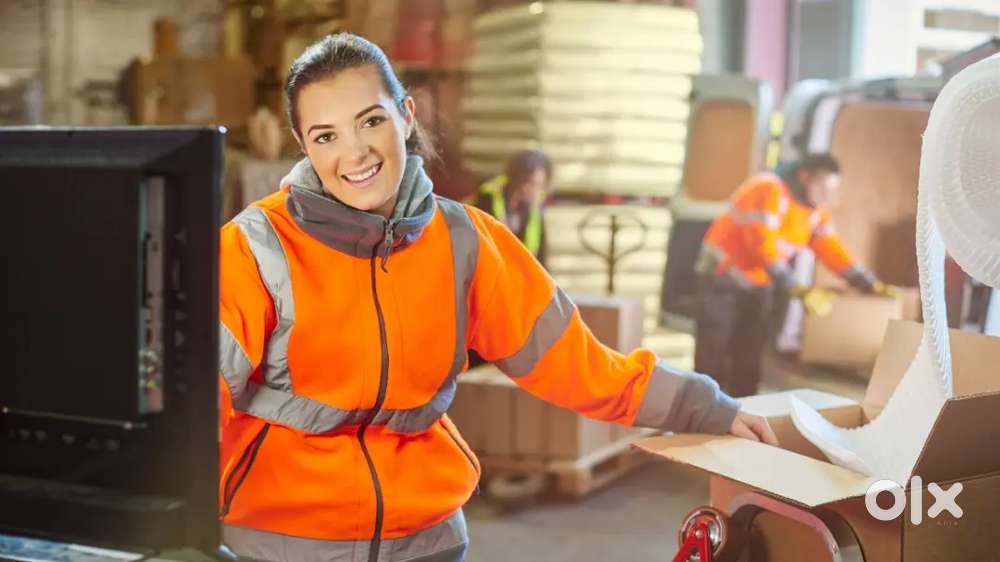 Male female staff required in packing jobs