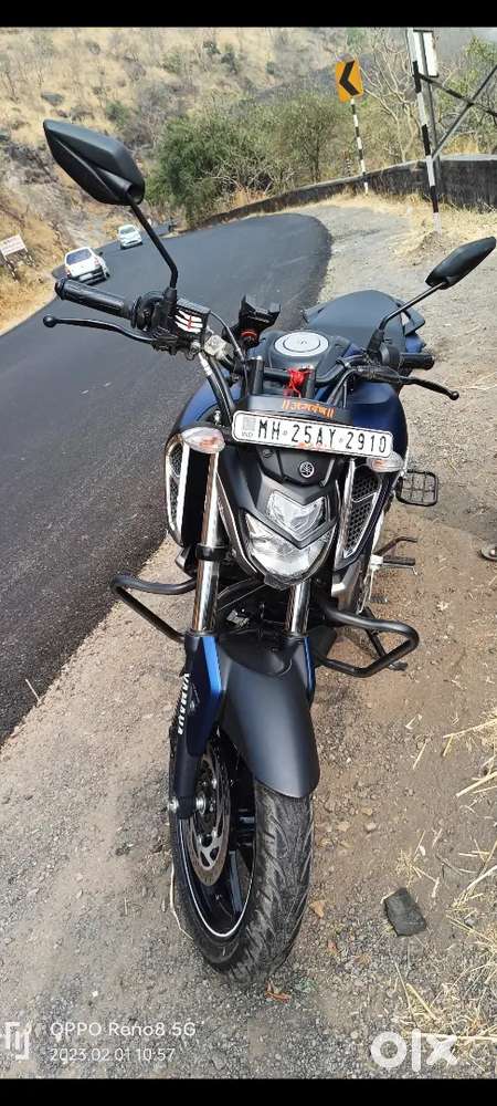 2023 fzs good condition