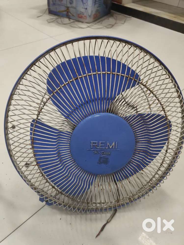 Remi 22-inch Industrial Fan – Good Working Condition