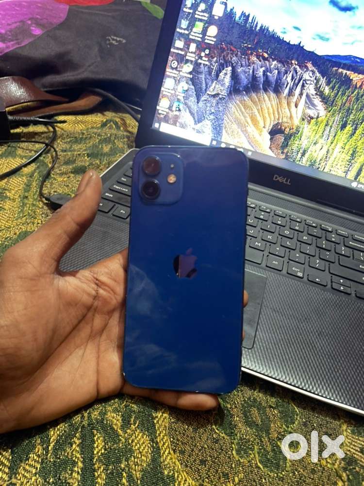 I phone 12 128 gb 80% Battery health Genuine Battery