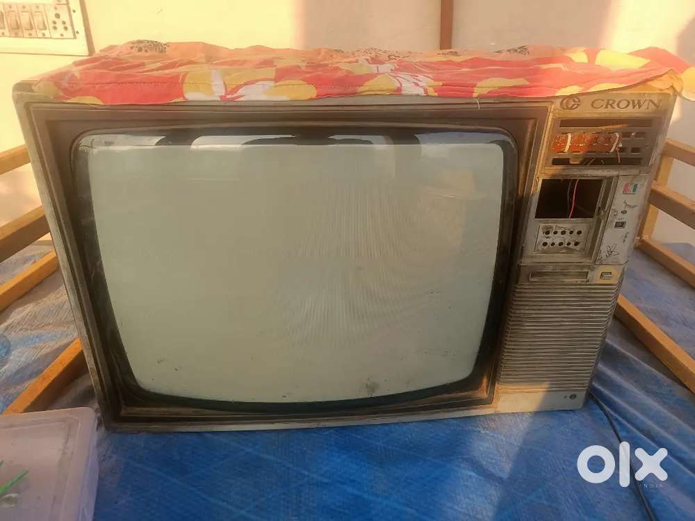 OLD FASHIONED TV