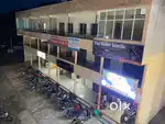 ऑफिस हॉल एवं रूम किराये से देना है