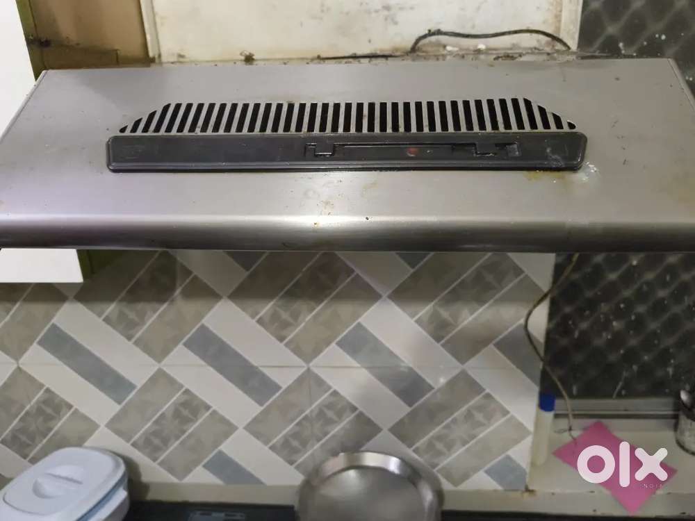 Faber Chimney with 02 Steel baffle filters
