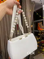 OUR MOST SELLING Premium Stylish White Handbag with pearl handle