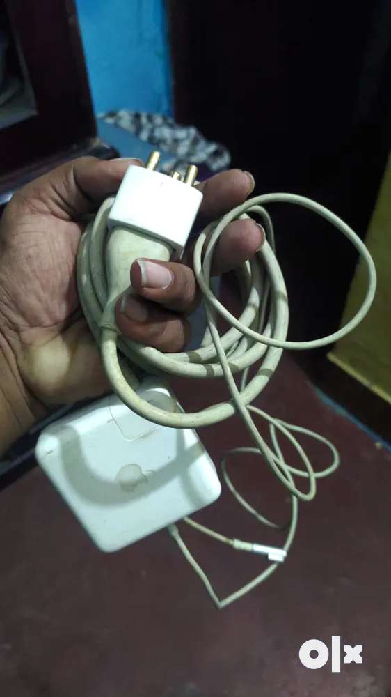 Mac Book Pro. charger