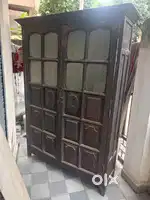 Antique aalmari