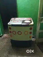 LG semi automatic washing machine