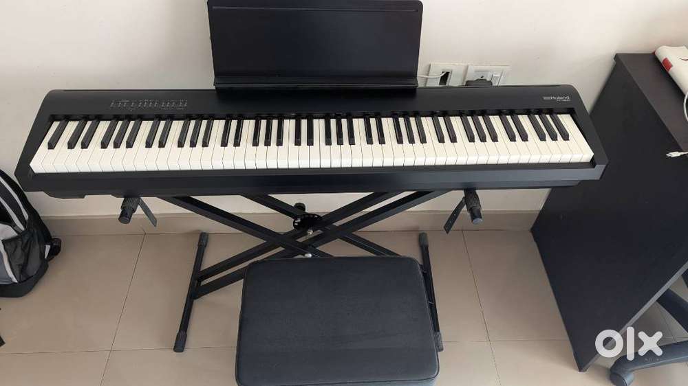 Roland FP-30x digital piano in perfect condition