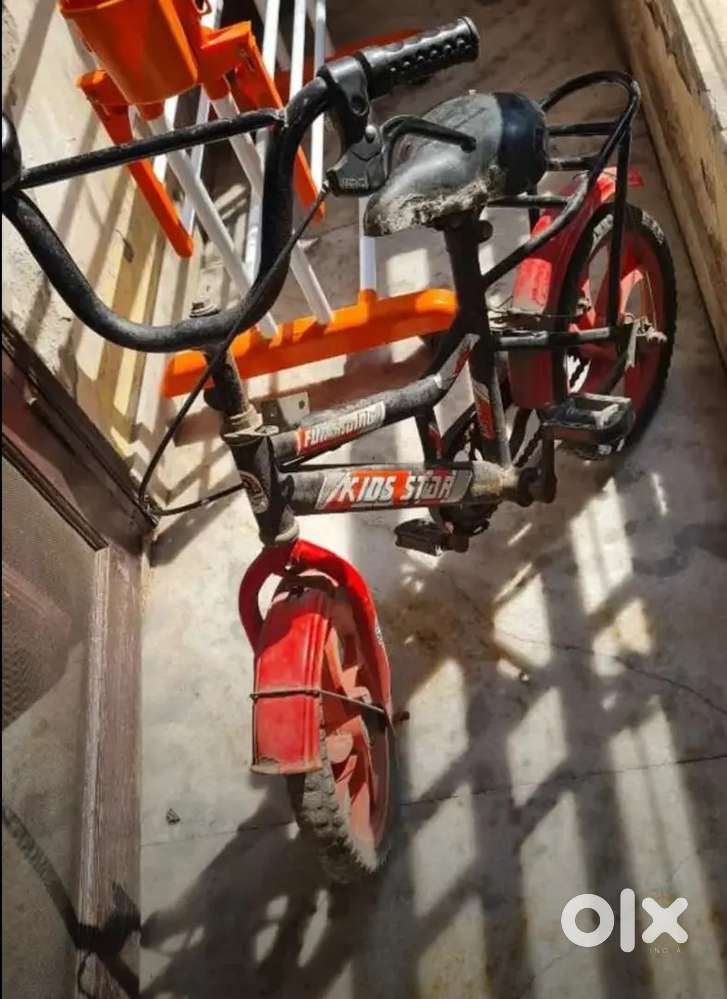 KIDS BICYCLE FOR 4YR TO 8YR CHILD, 1.5YR OLD