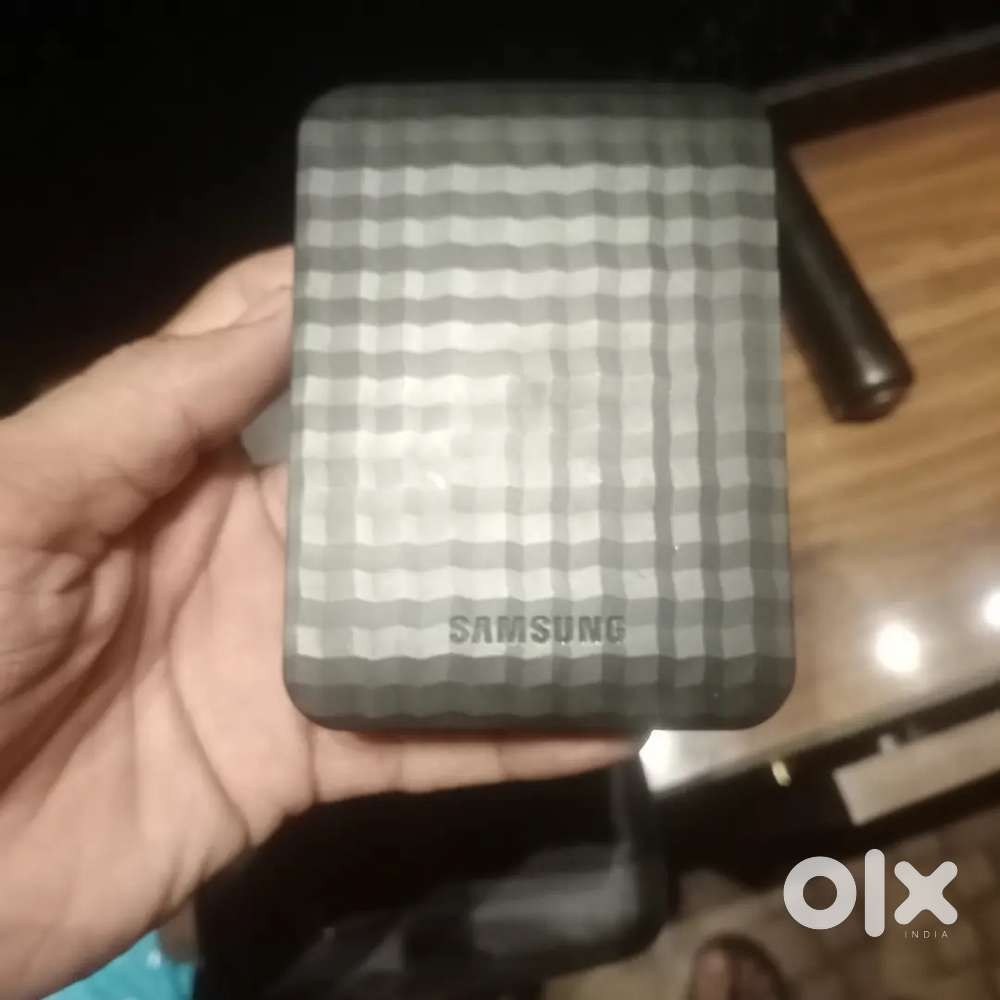 External hard disk (HDD)