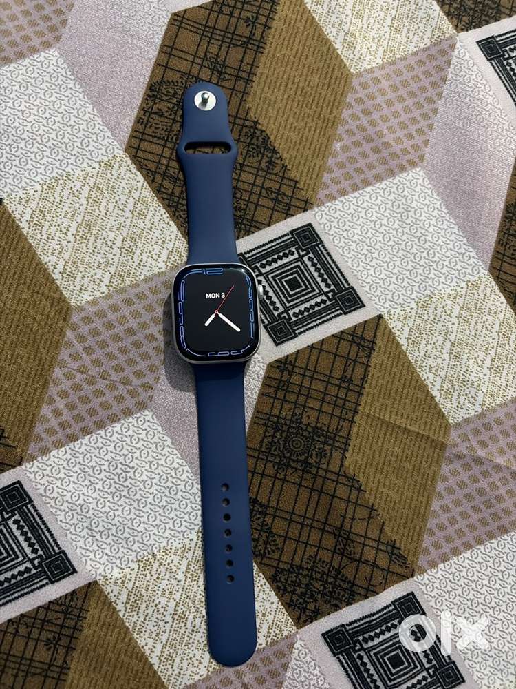Apple Watch Series 10 46 mm only 1 month old.