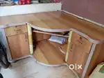 Computer table